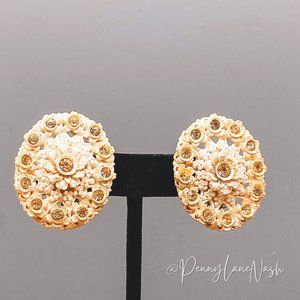 Vintage White Doiley with Small Gold Stones Stud Earrings